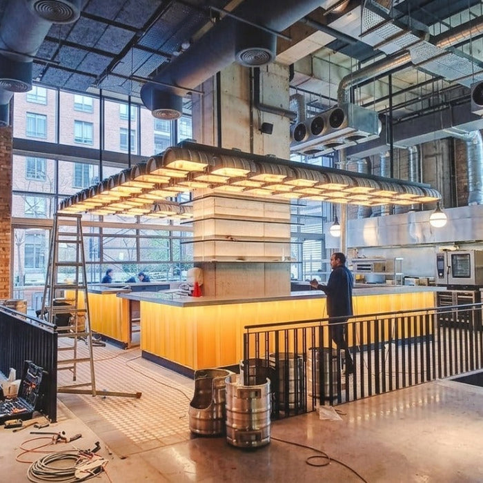 Diseño Creativo e Ingeniería en Acero: Cuando los Barriles de Cerveza se Convierten en Arte y Arquitectura