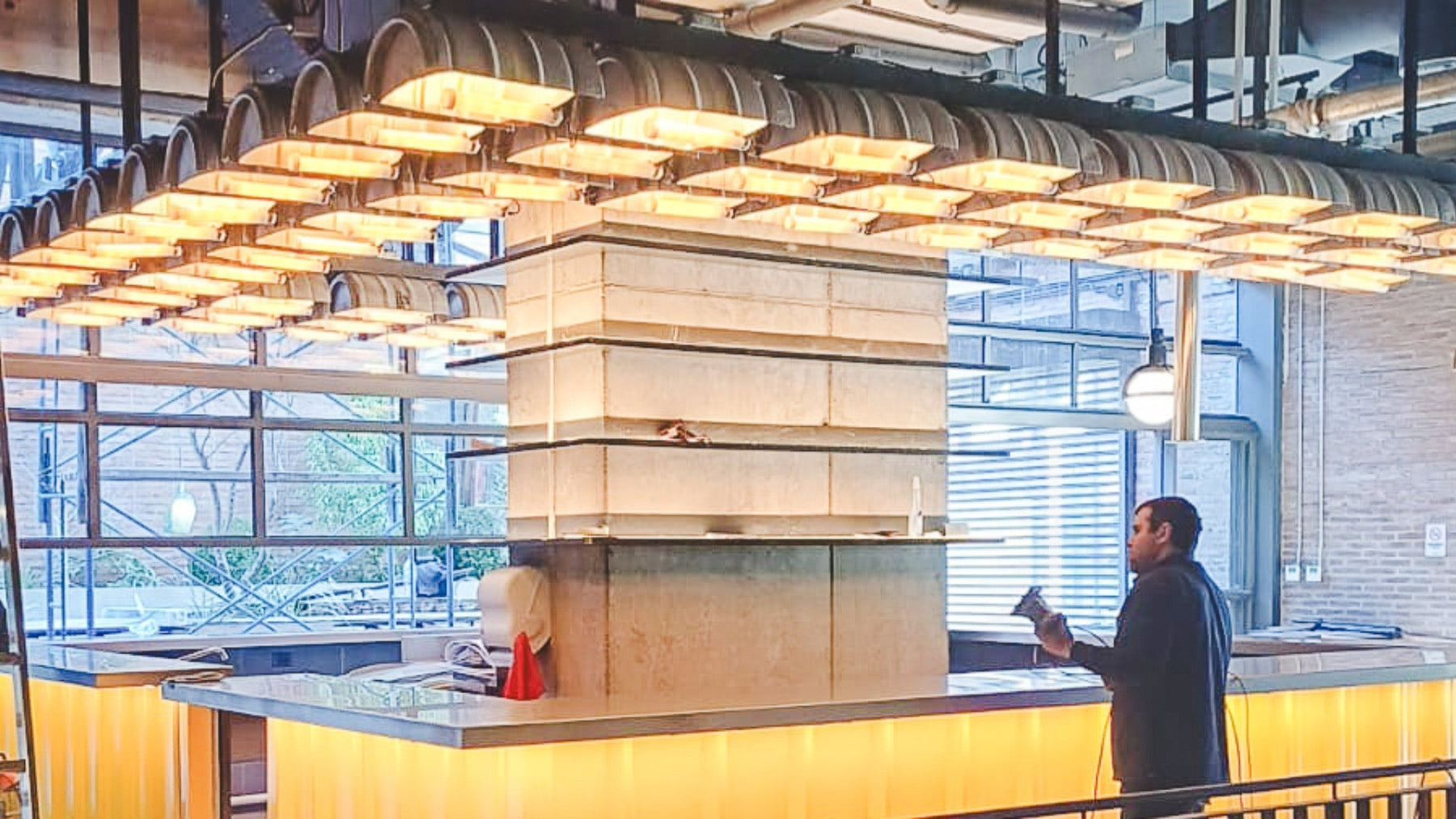 De la Cervecería al Diseño Comercial: Cómo Reutilizar Barriles de Acero Inoxidable en Proyectos de Alto Impacto Visual